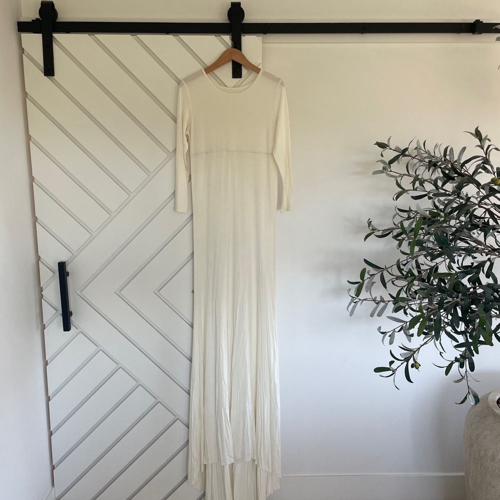 Elegant Cream Maxi Dress